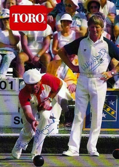 Six times World Bowls champion DAVID BRYANT (Eng) and WILLI WOOD (Sco) signed brochure.
